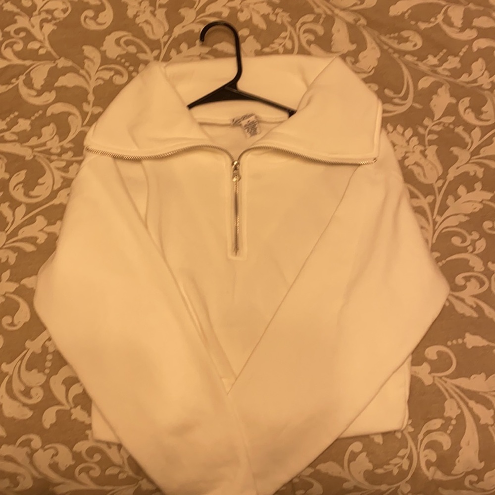 Cropped sweatshirt NWOT
